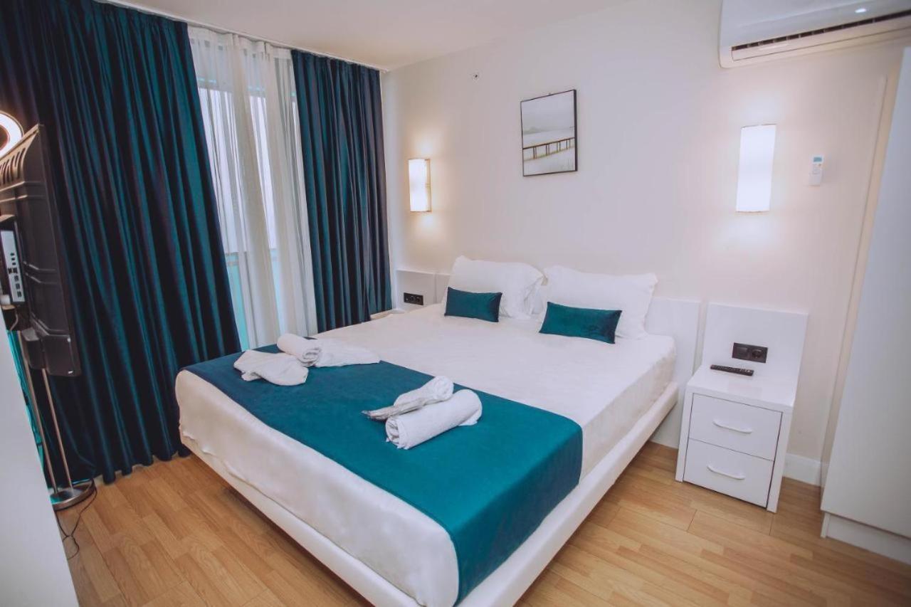Hotel Orbit City Batoumi Extérieur photo